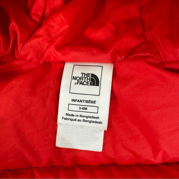 The North Face Nuptse Hooded Down Jacket Red Blue infant 3-6 months - Picture 14 of 14